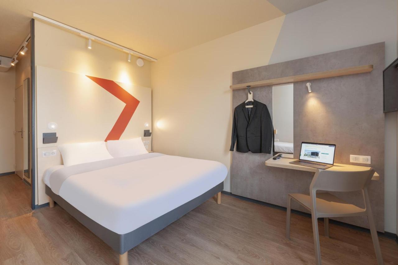 Ibis Budget Mont De Marsan ภายนอก รูปภาพ