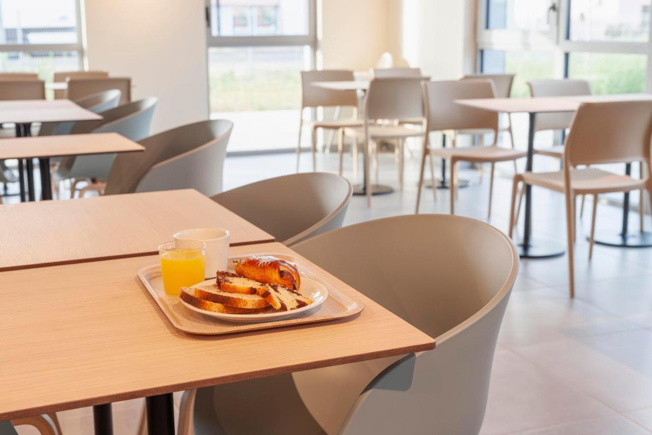 Ibis Budget Mont De Marsan ภายนอก รูปภาพ