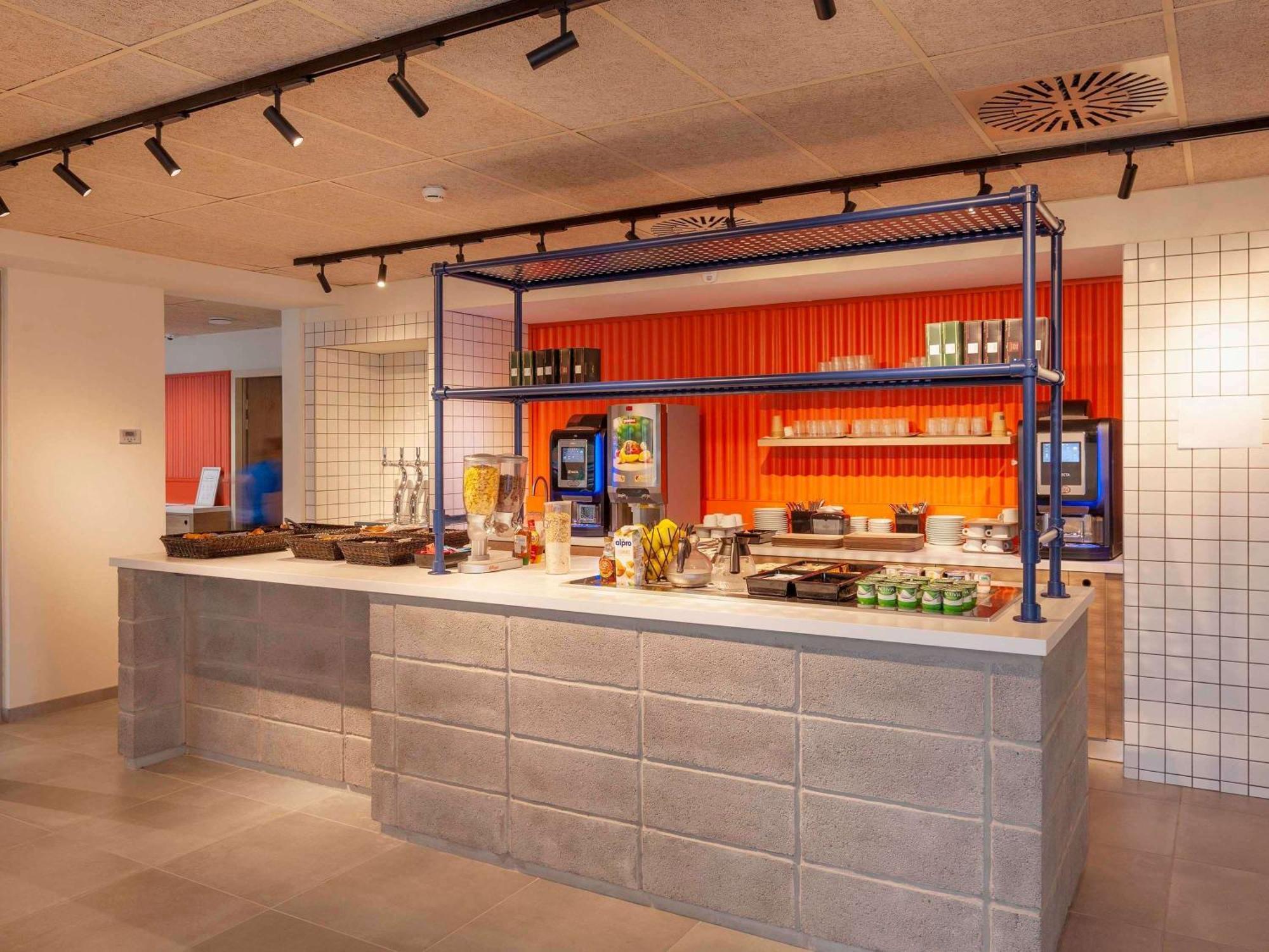 Ibis Budget Mont De Marsan ภายนอก รูปภาพ